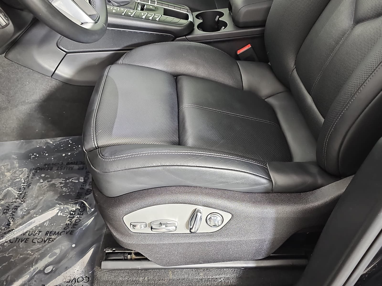 2020 Porsche Macan Base