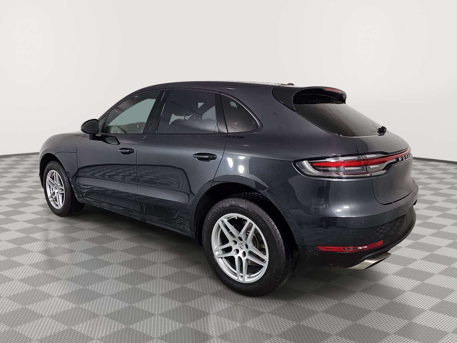2020 Porsche Macan Base
