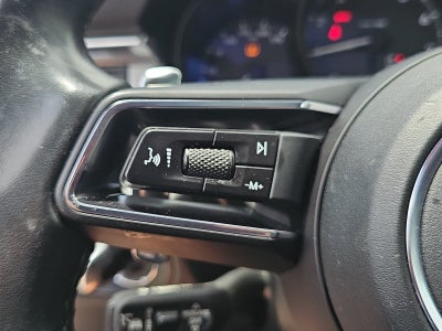 2023 Porsche Macan Base