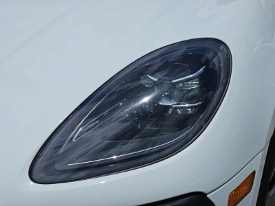 2023 Porsche Macan Base
