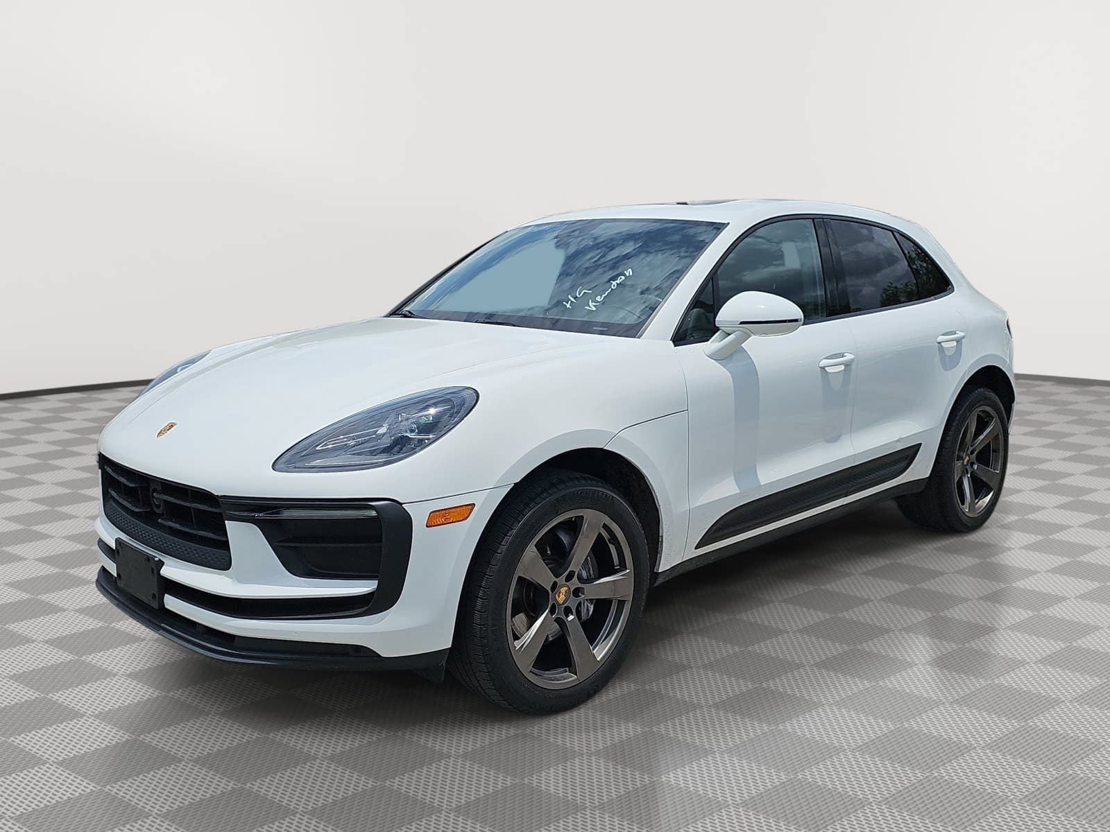 2023 Porsche Macan Base