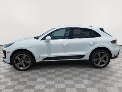 2023 Porsche Macan Base