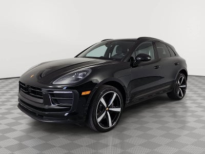 2023 Porsche Macan Base