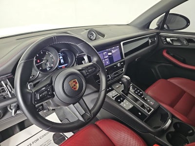 2024 Porsche Macan Base
