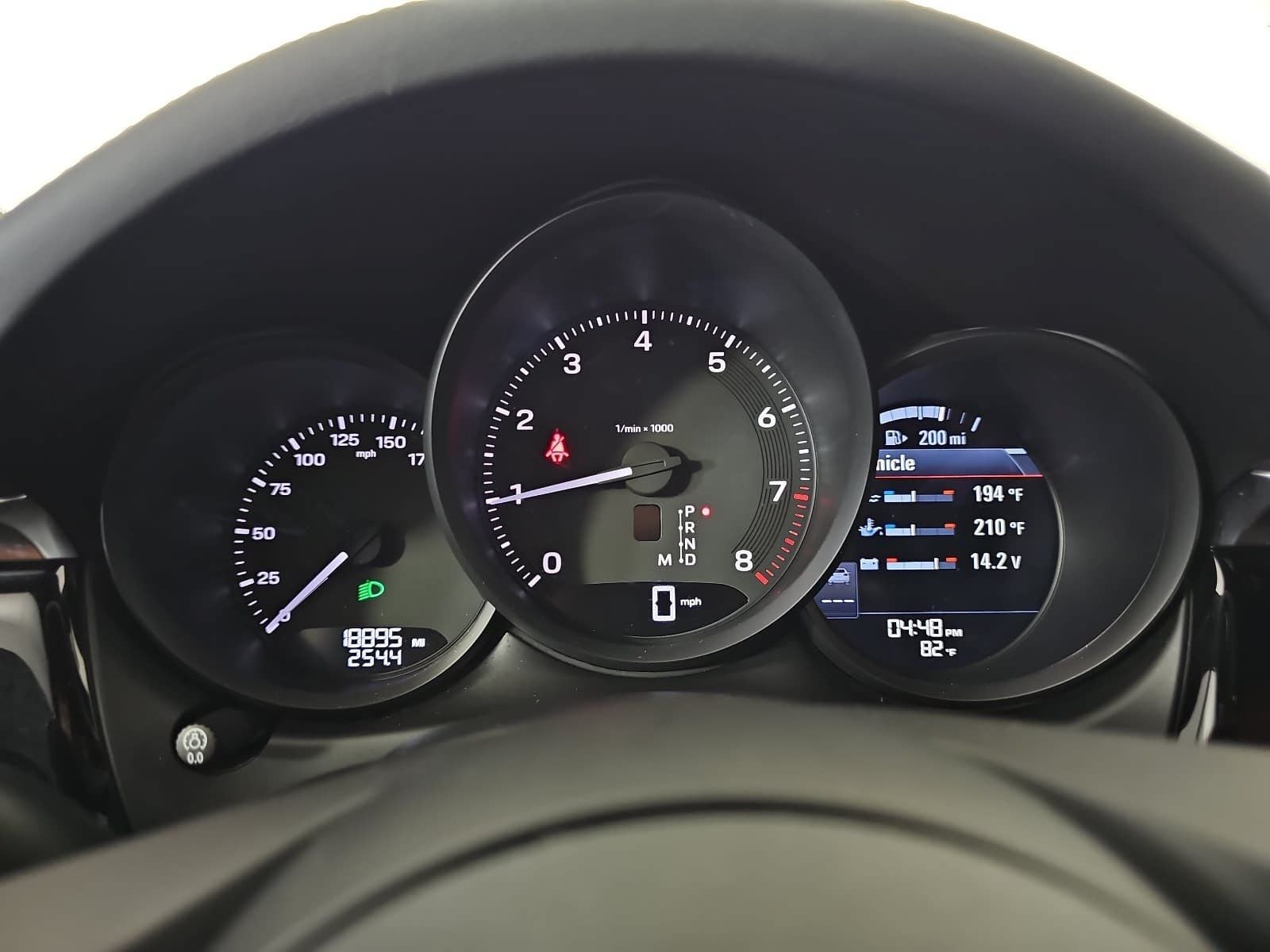2024 Porsche Macan Base