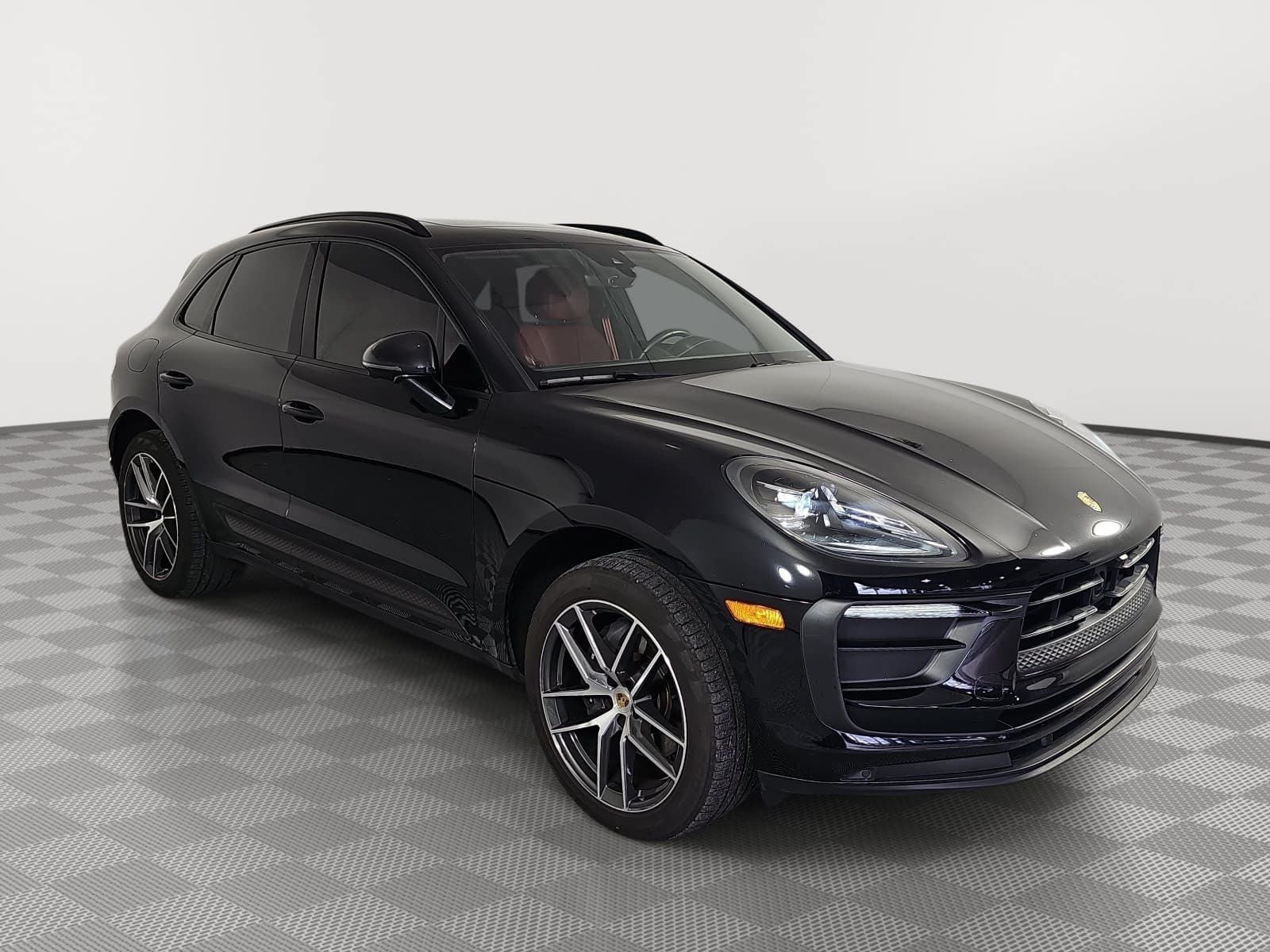 2024 Porsche Macan Base