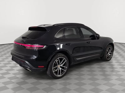 2024 Porsche Macan Base