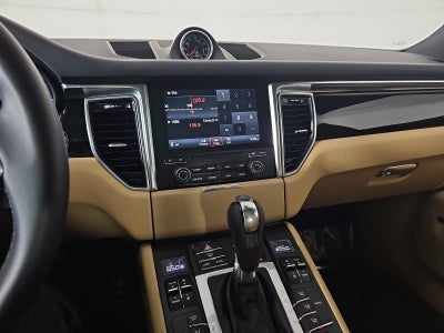 2018 Porsche Macan Base