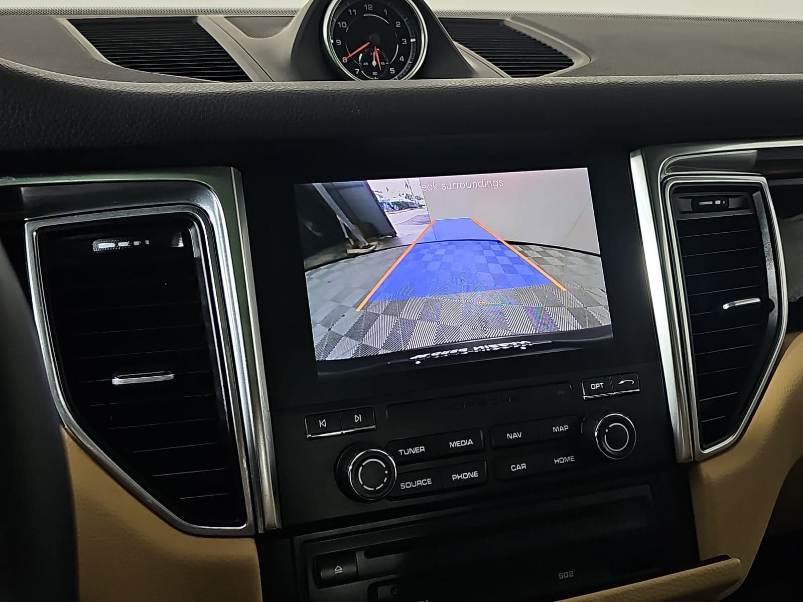 2018 Porsche Macan Base