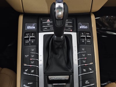2018 Porsche Macan Base
