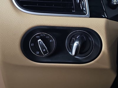 2018 Porsche Macan Base