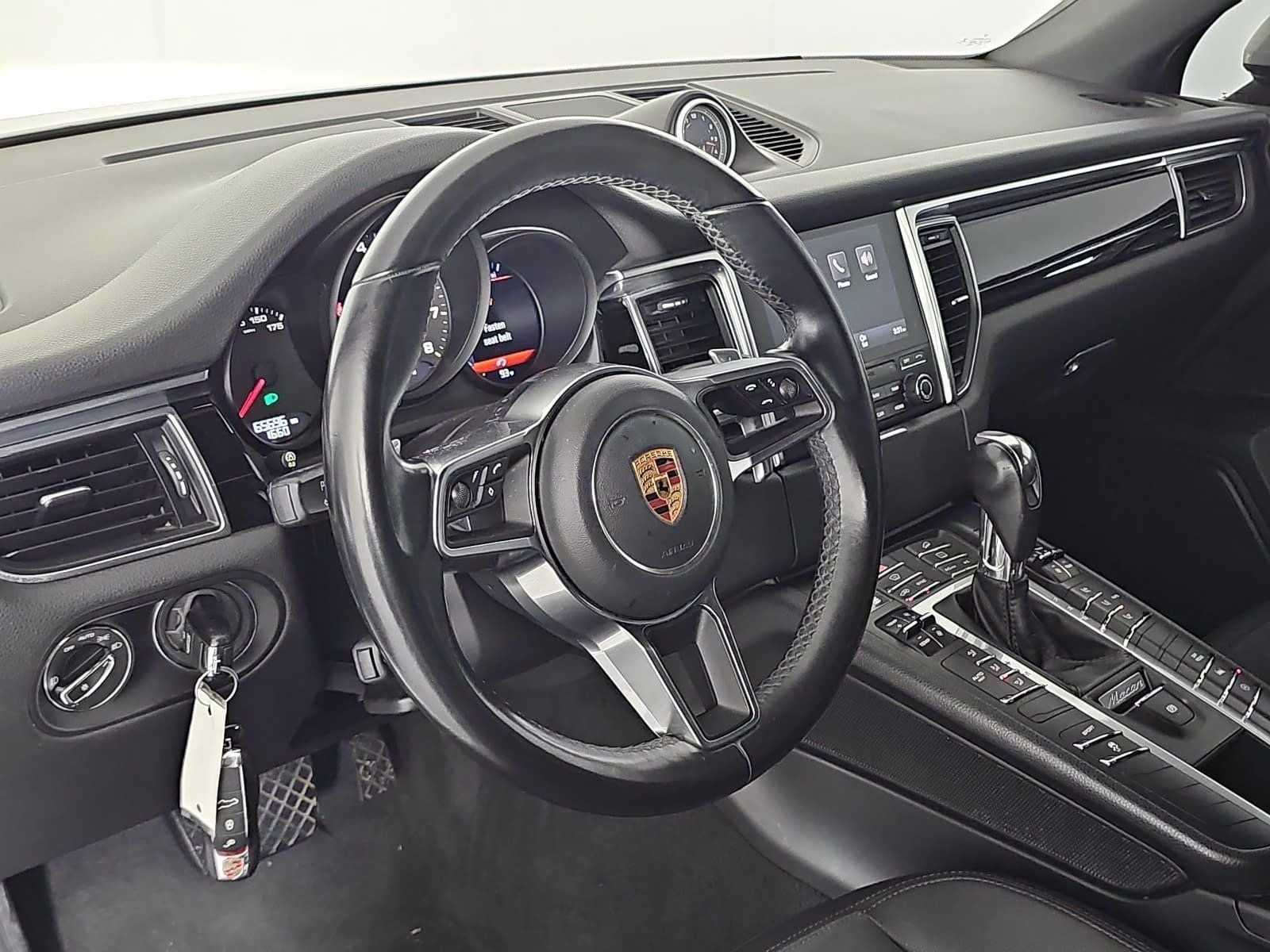 2018 Porsche Macan Base