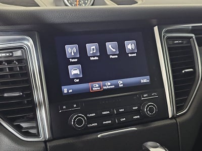 2018 Porsche Macan Base