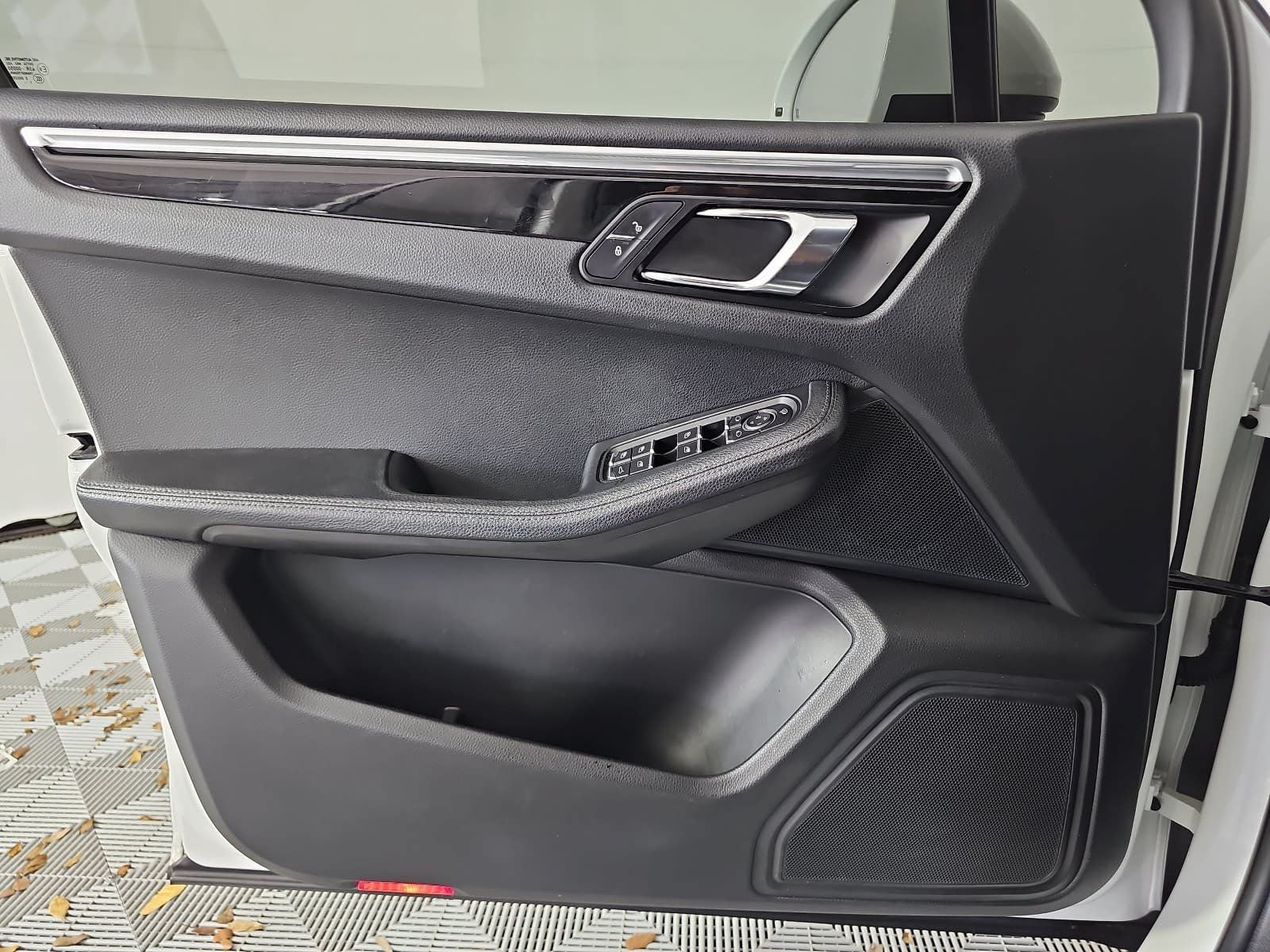 2018 Porsche Macan Base