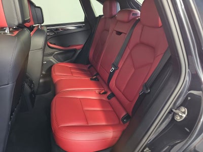 2020 Porsche Macan Base