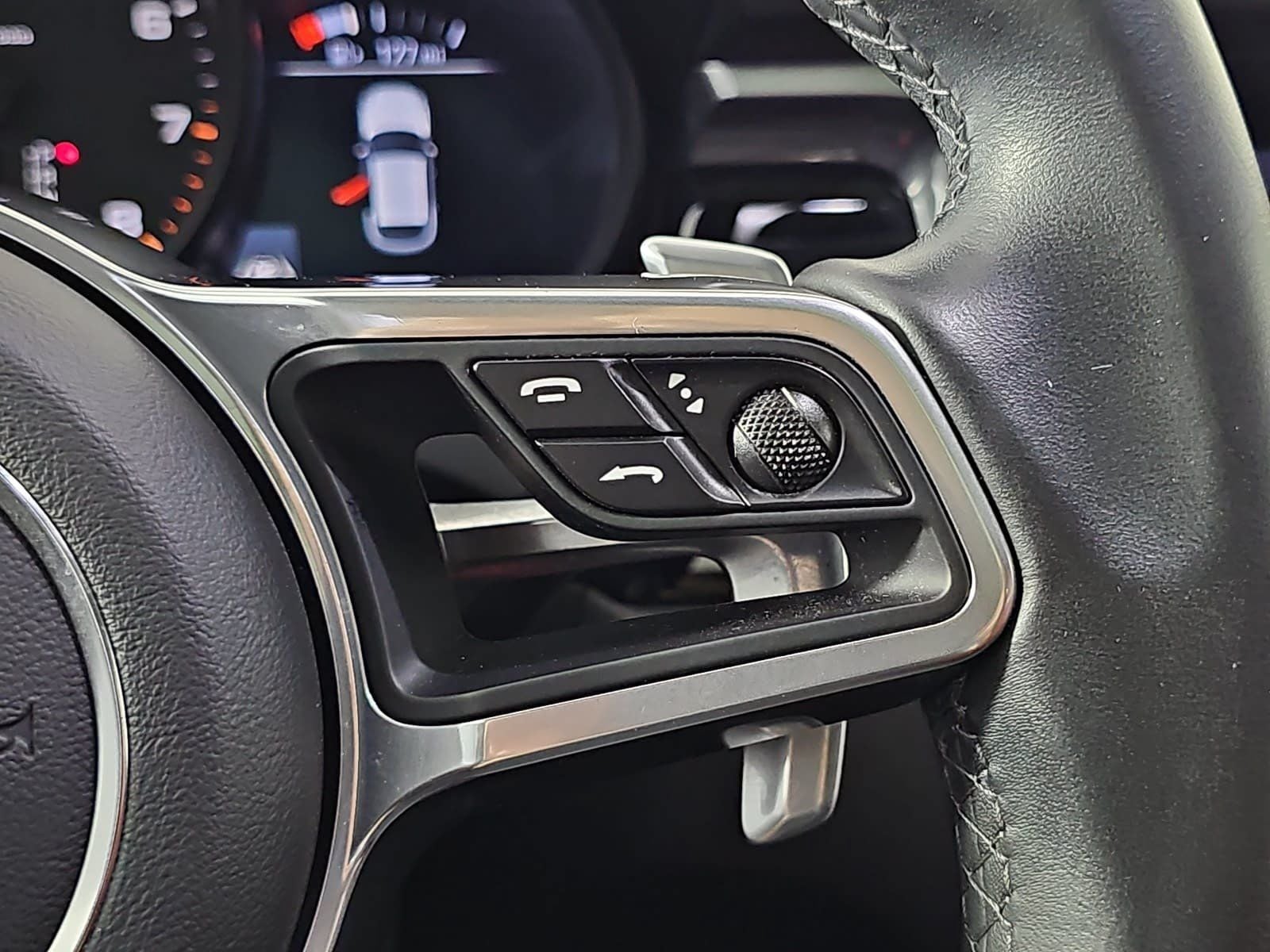 2020 Porsche Macan Base