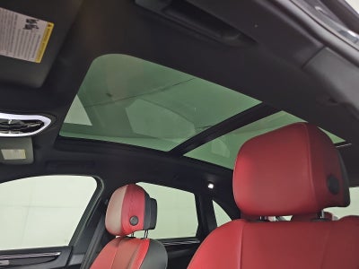 2020 Porsche Macan Base