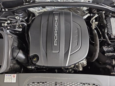 2020 Porsche Macan Base