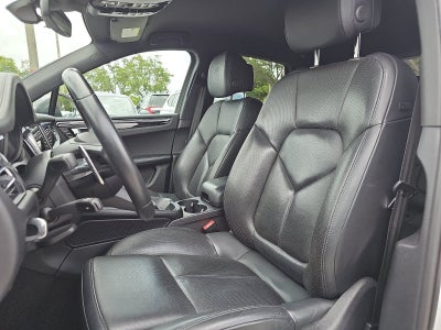 2023 Porsche Macan T