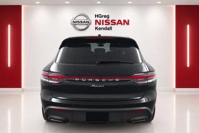 2024 Porsche Macan Base