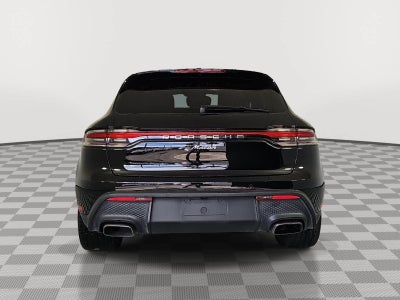 2024 Porsche Macan Base