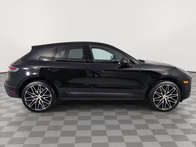 2024 Porsche Macan Base