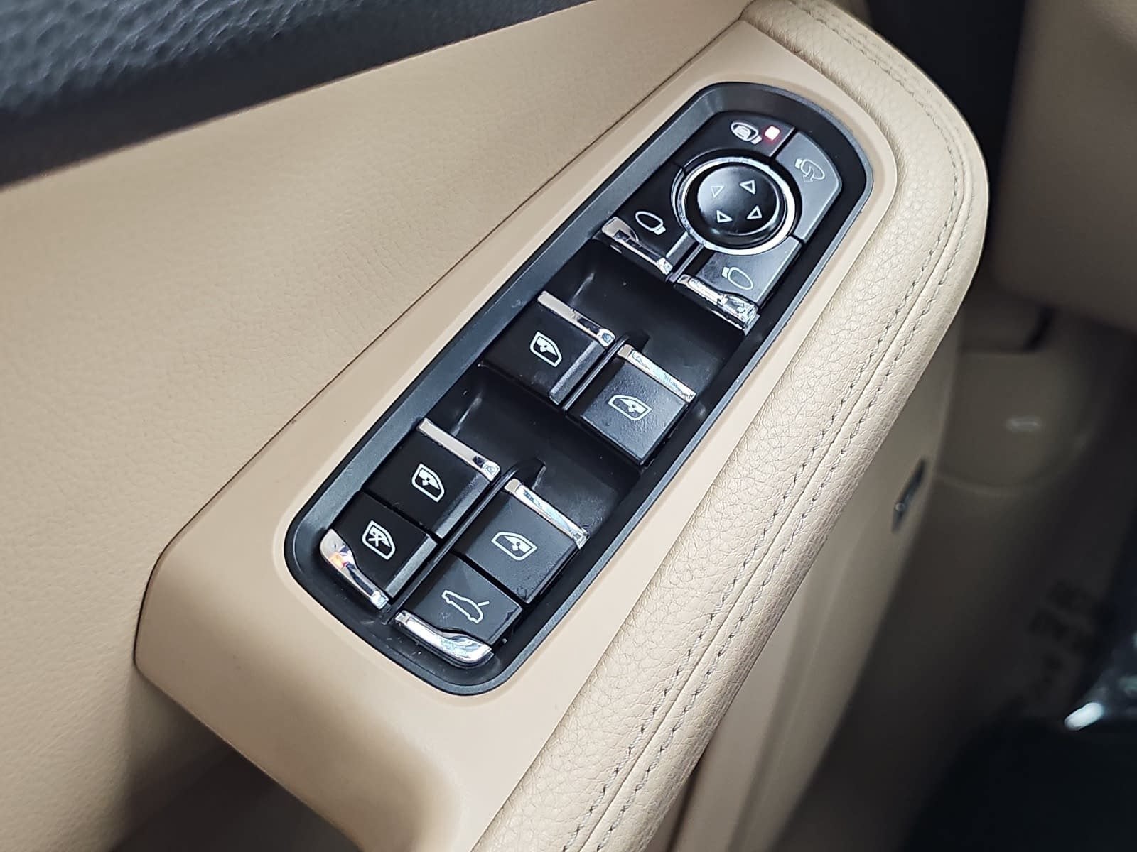 2019 Porsche Macan Base