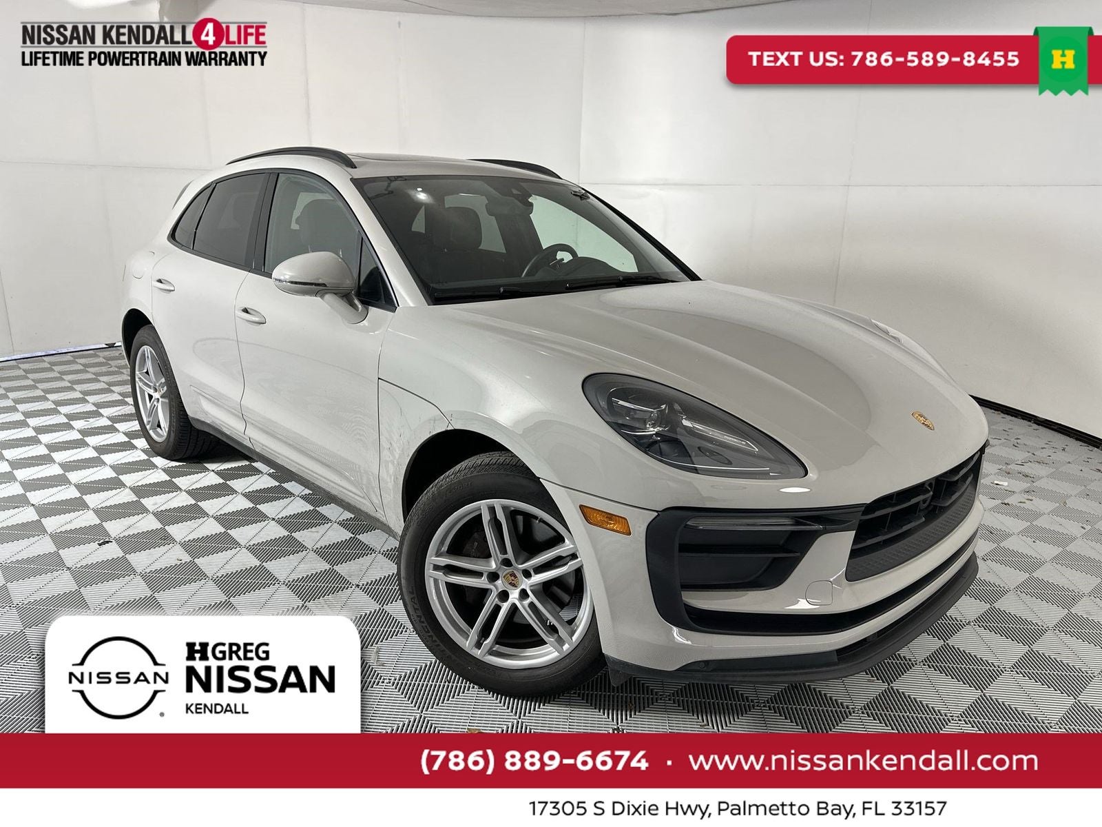 2023 Porsche Macan Base