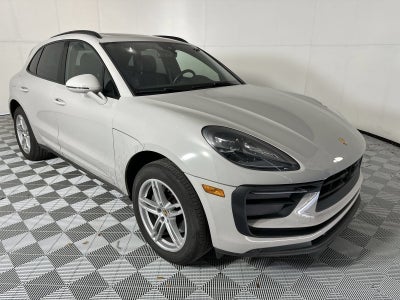 2023 Porsche Macan Base