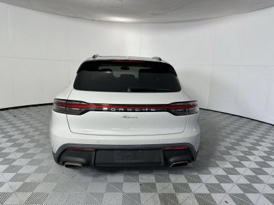 2023 Porsche Macan Base