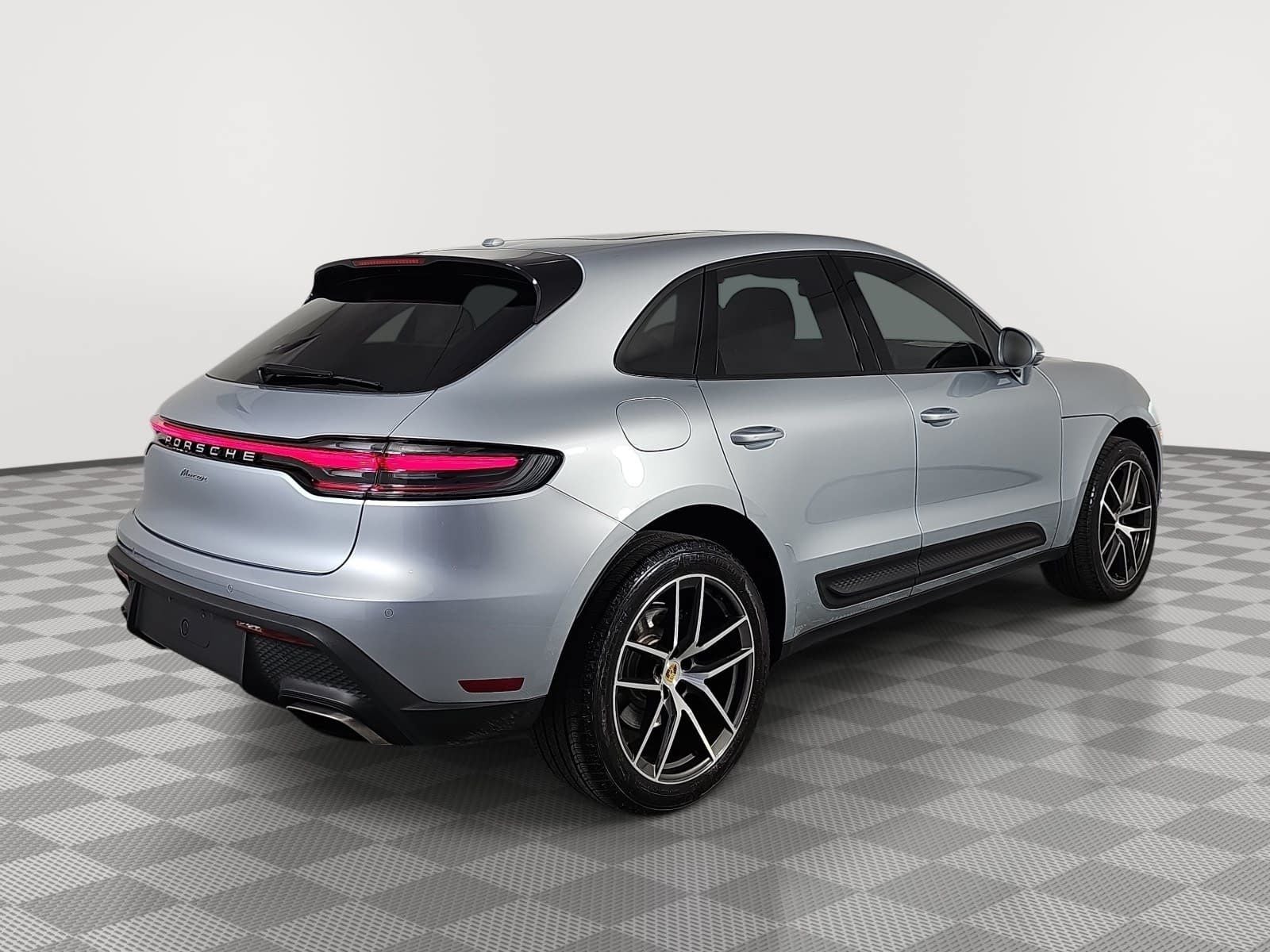 2024 Porsche Macan Base