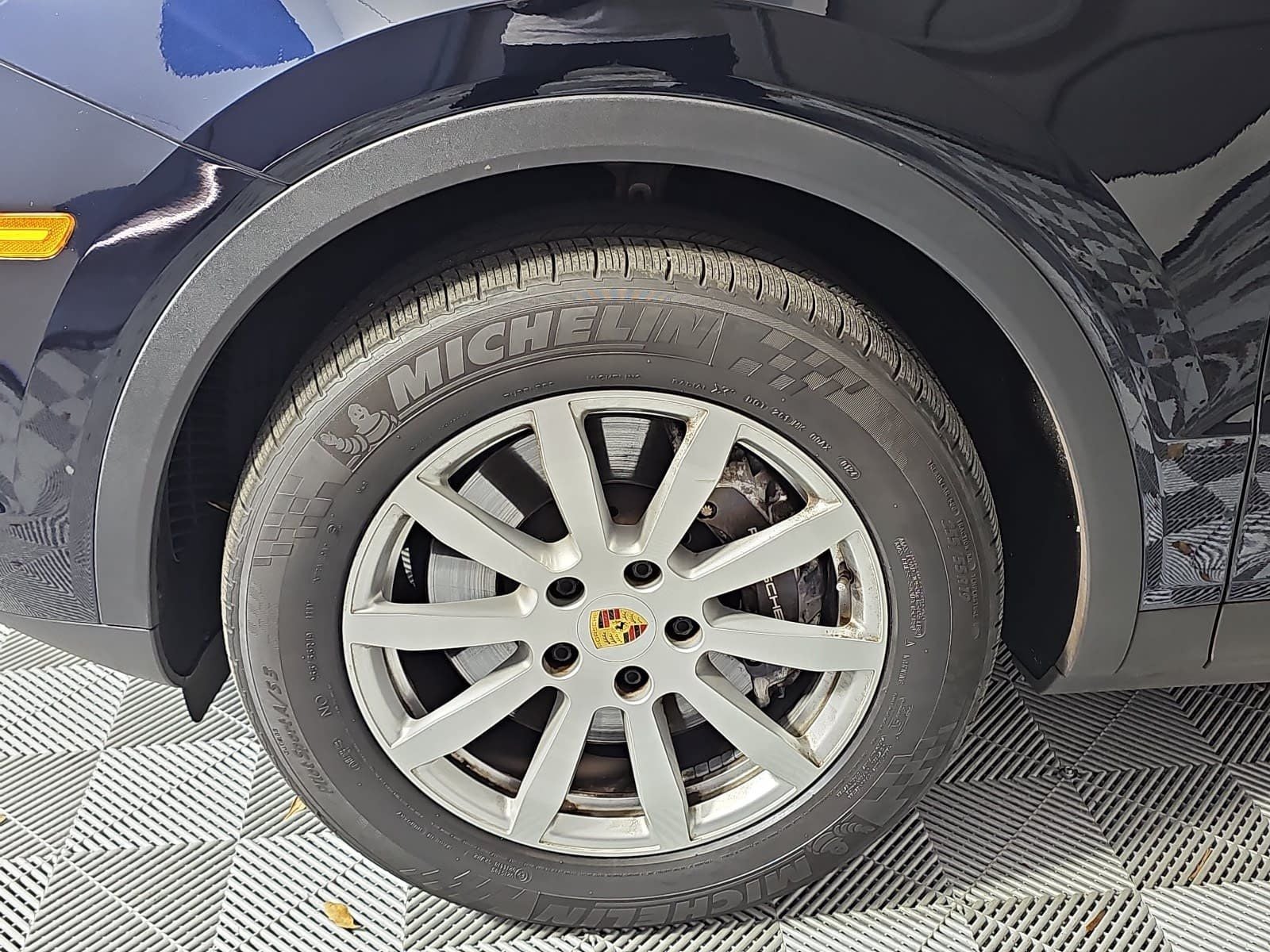 2021 Porsche Cayenne Base
