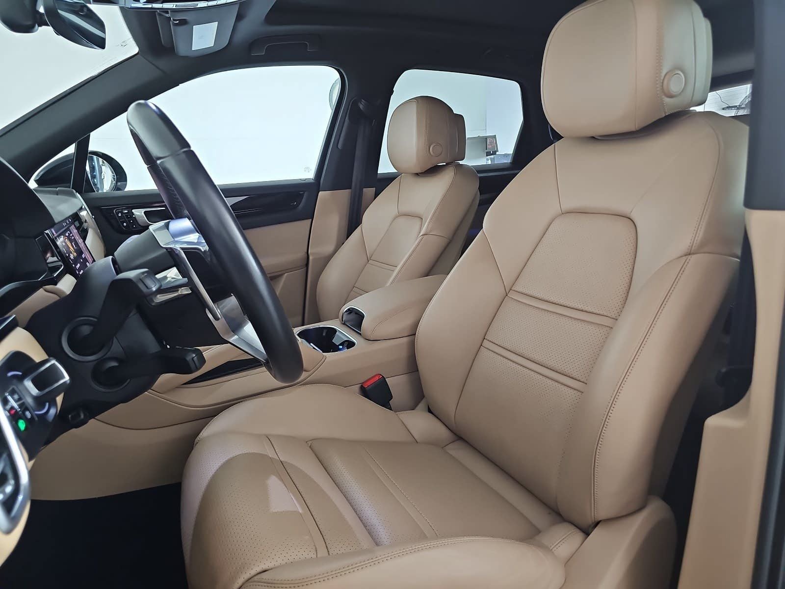 2021 Porsche Cayenne Base