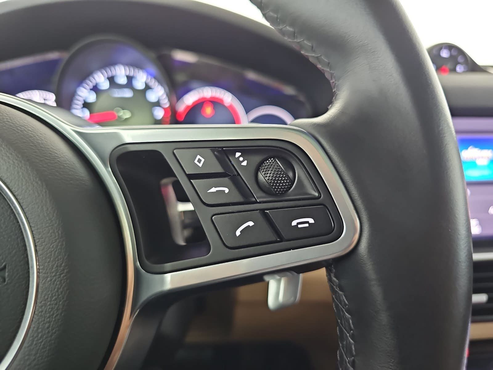 2021 Porsche Cayenne Base