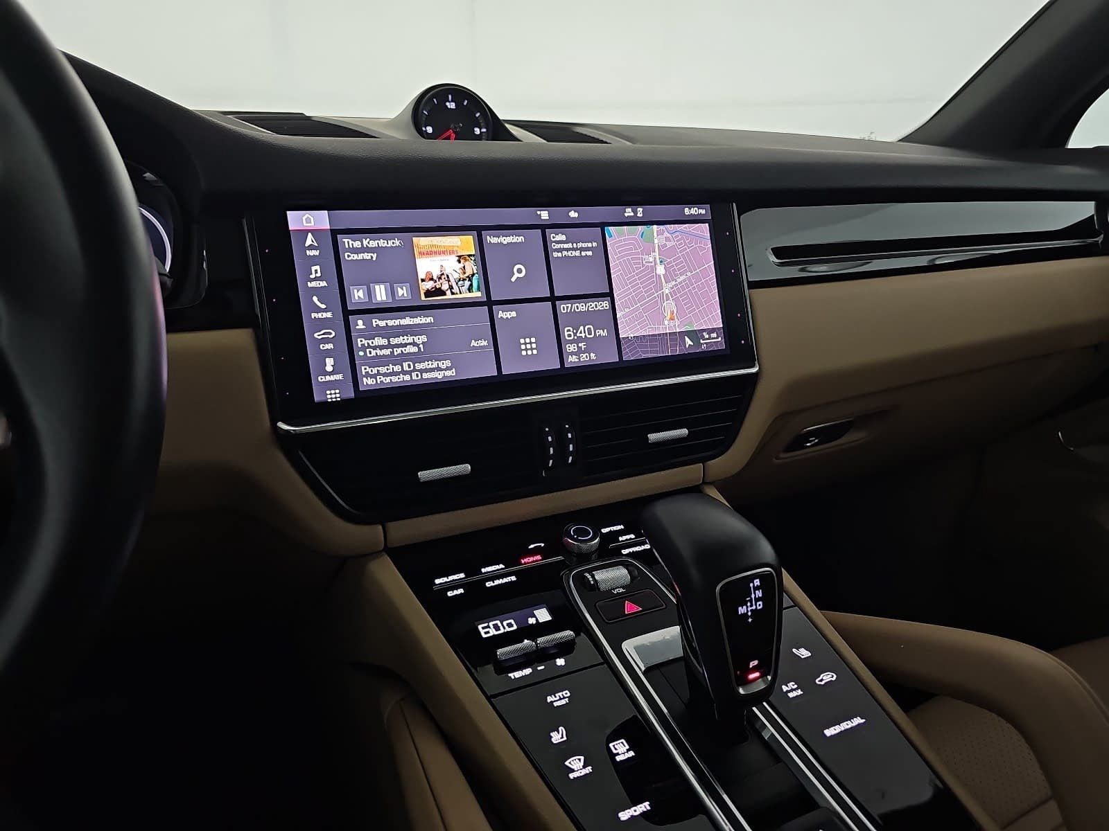 2021 Porsche Cayenne Base