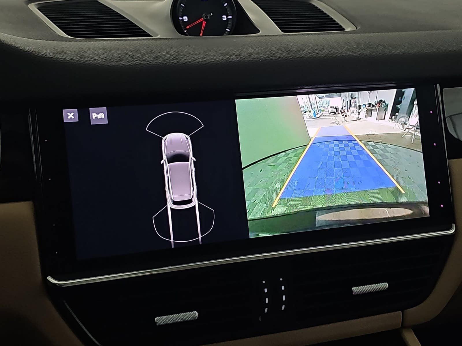 2021 Porsche Cayenne Base