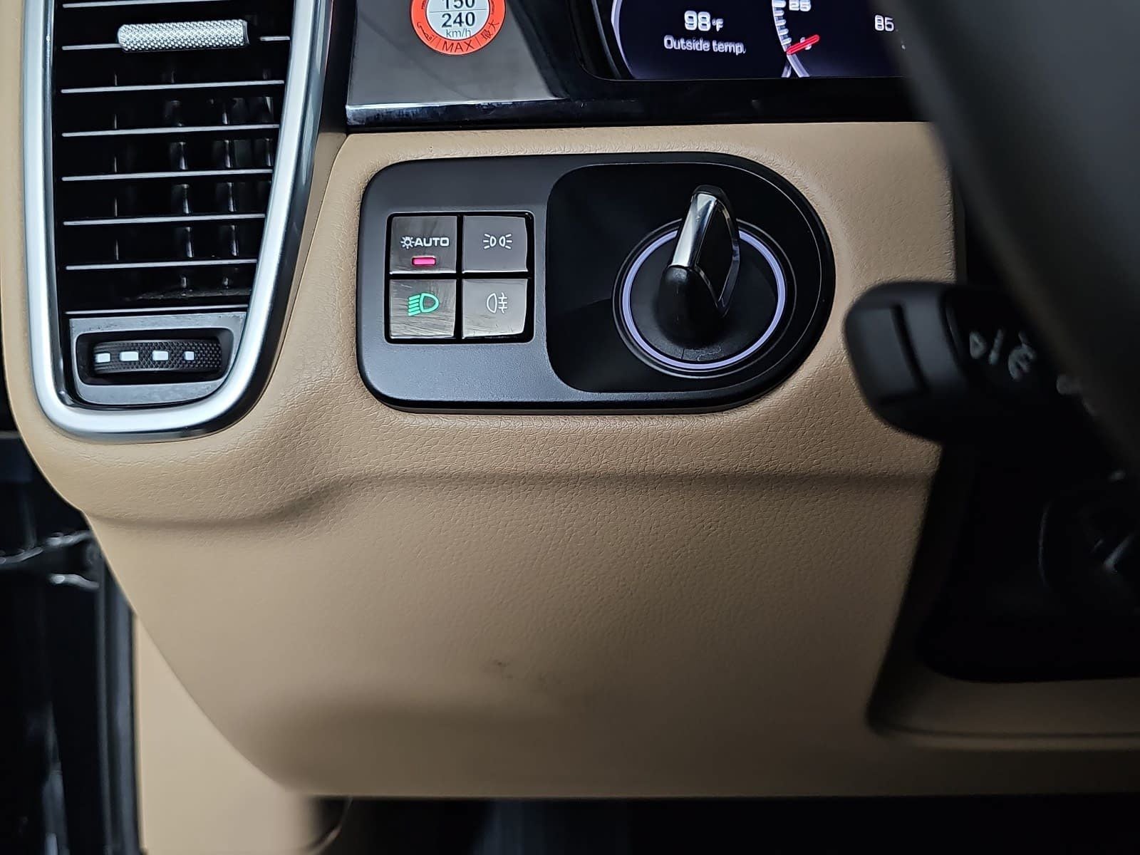 2021 Porsche Cayenne Base