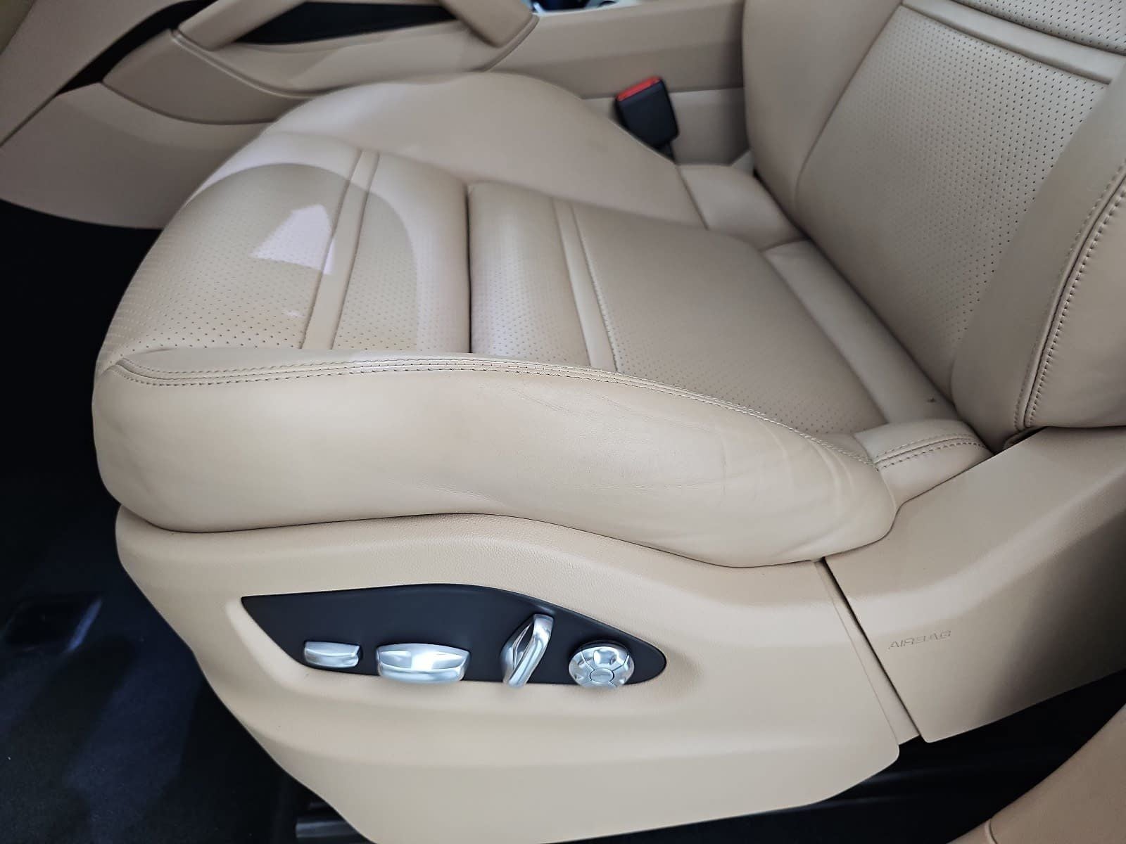 2021 Porsche Cayenne Base