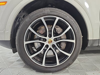 2022 Porsche Cayenne Platinum Edition