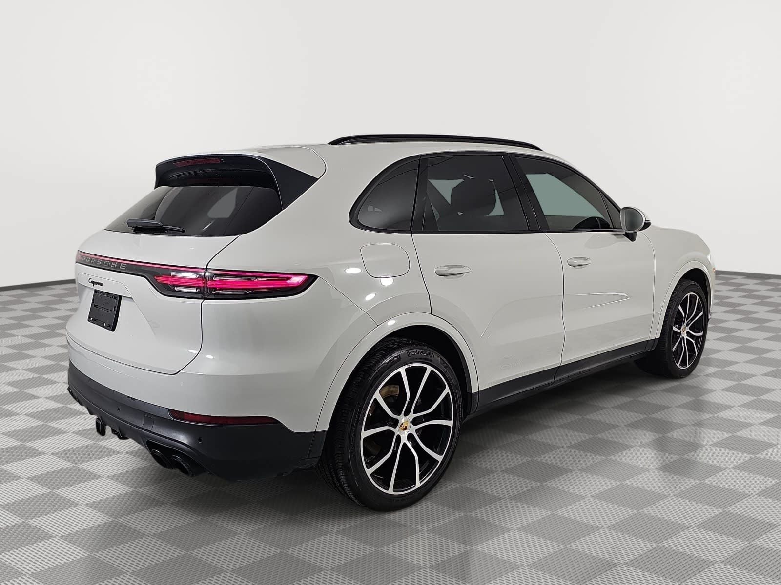 2022 Porsche Cayenne Platinum Edition