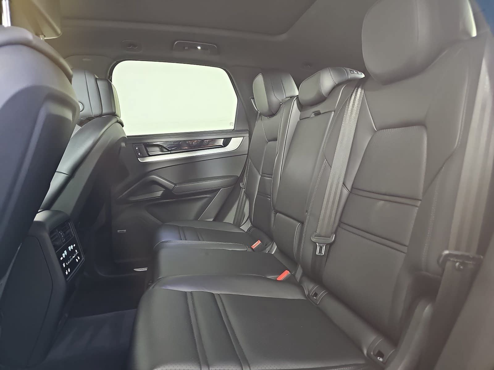 2024 Porsche Cayenne Base
