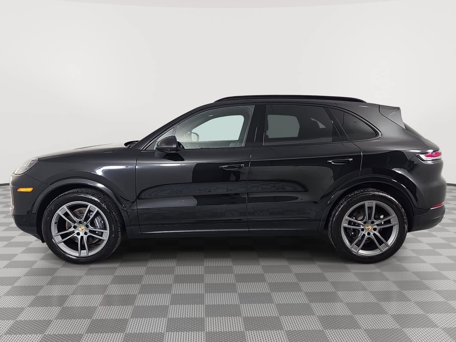 2024 Porsche Cayenne Base