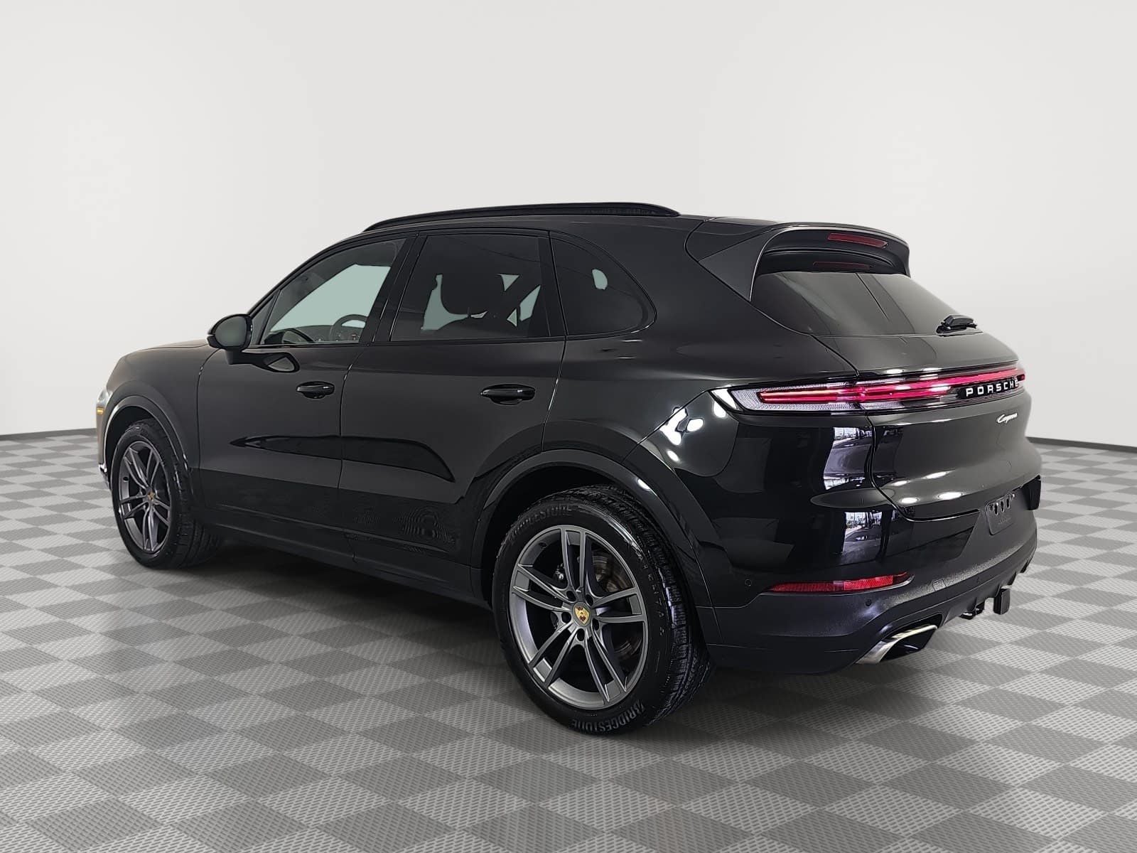 2024 Porsche Cayenne Base