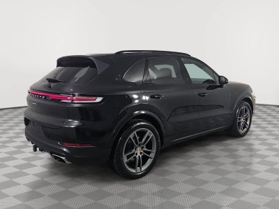 2024 Porsche Cayenne Base