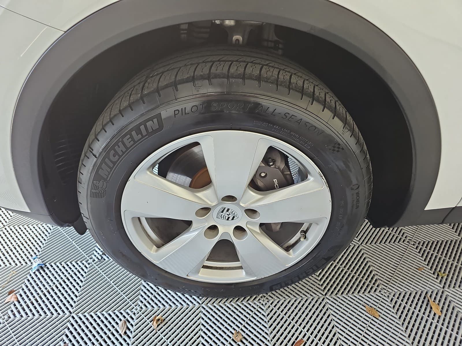 2020 Porsche Cayenne Base