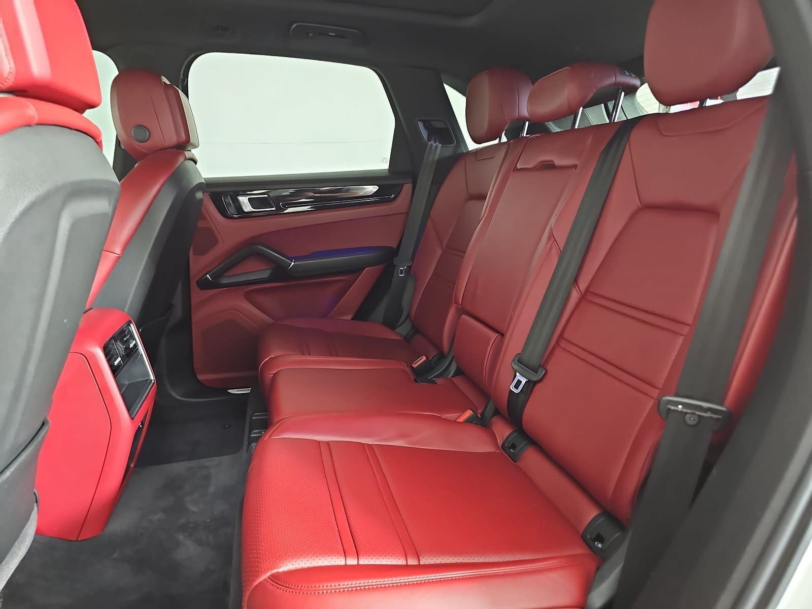 2020 Porsche Cayenne Base