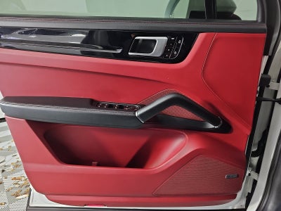 2020 Porsche Cayenne Base