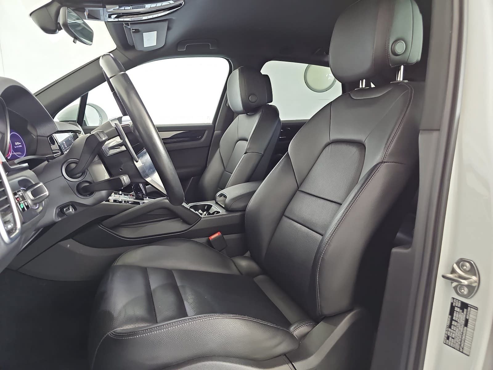 2021 Porsche Cayenne Base