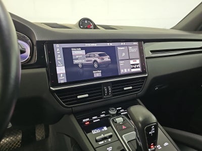2021 Porsche Cayenne Base