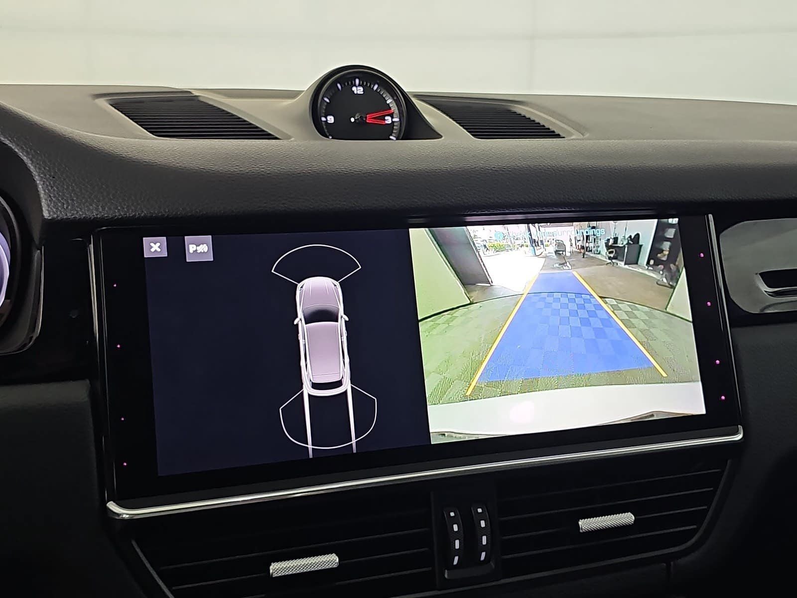 2021 Porsche Cayenne Base